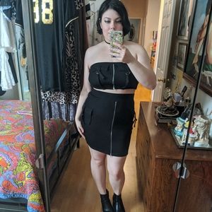 Fashion Nova Stretchy Top and Skirt 2 Piece Set